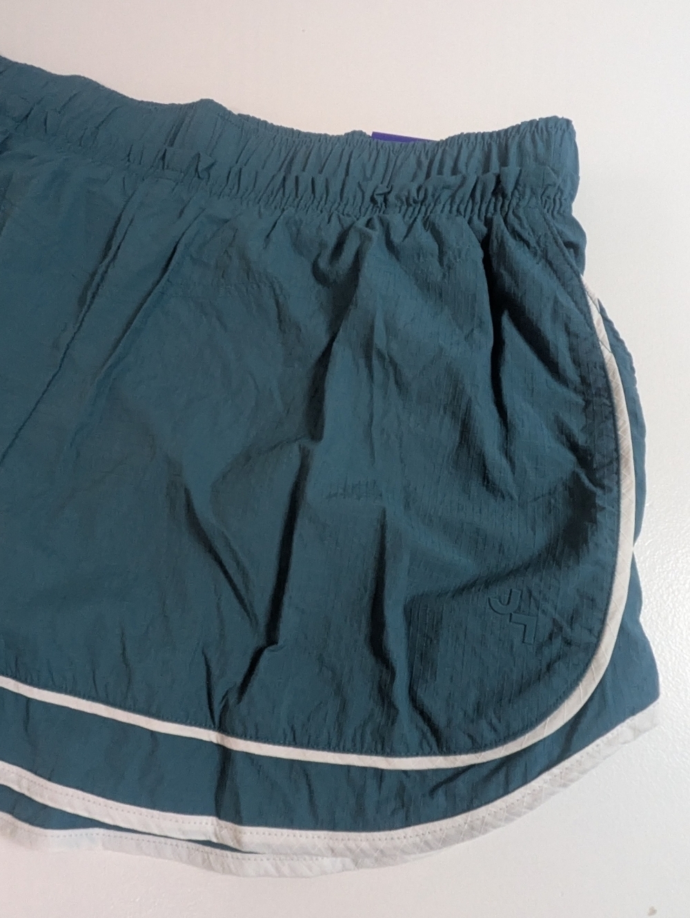 Joy Lab Women's Mid rise Built In Briefs Shorts Teal Stripes Size XL 2" Inseam - Picture 3 of 12